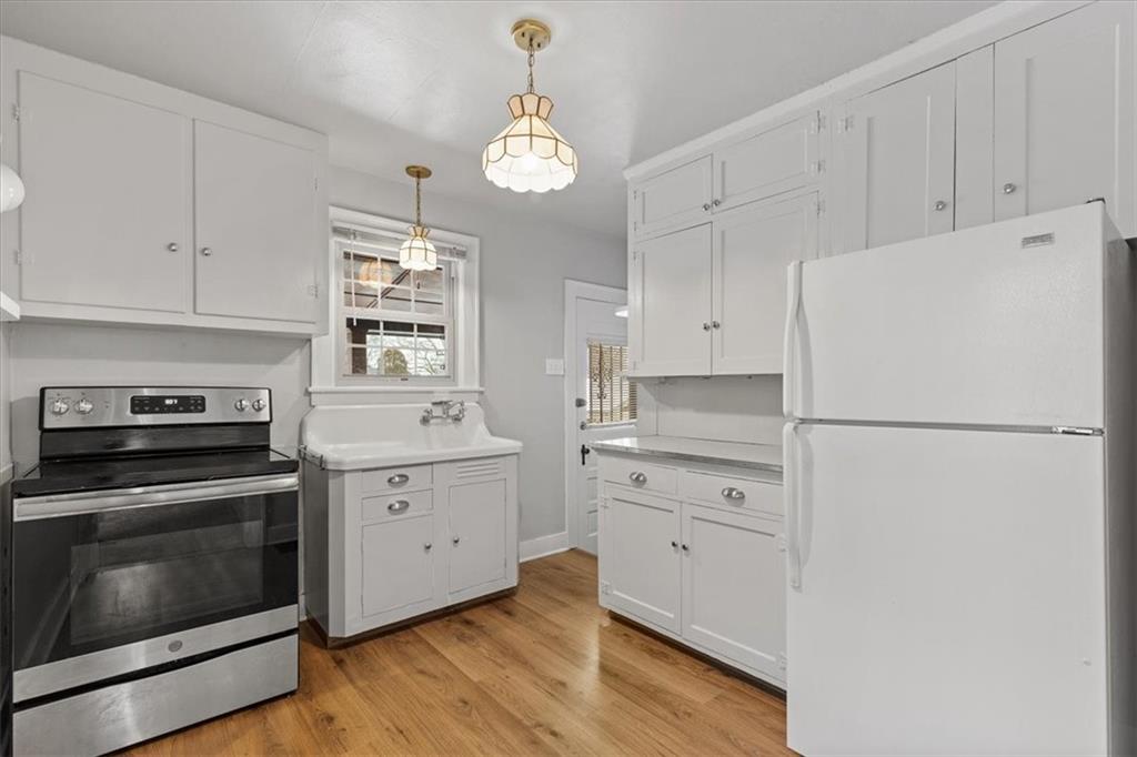 2816 Middletown Road Pittsburgh, PA 15204 - Photo 10 of 35 Gallery Image 10