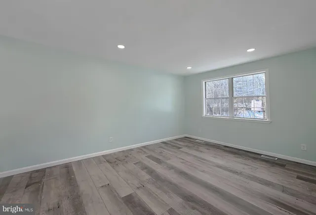 $389,900 | 470 Sollers Wharf Road, Lusby, MD 20657