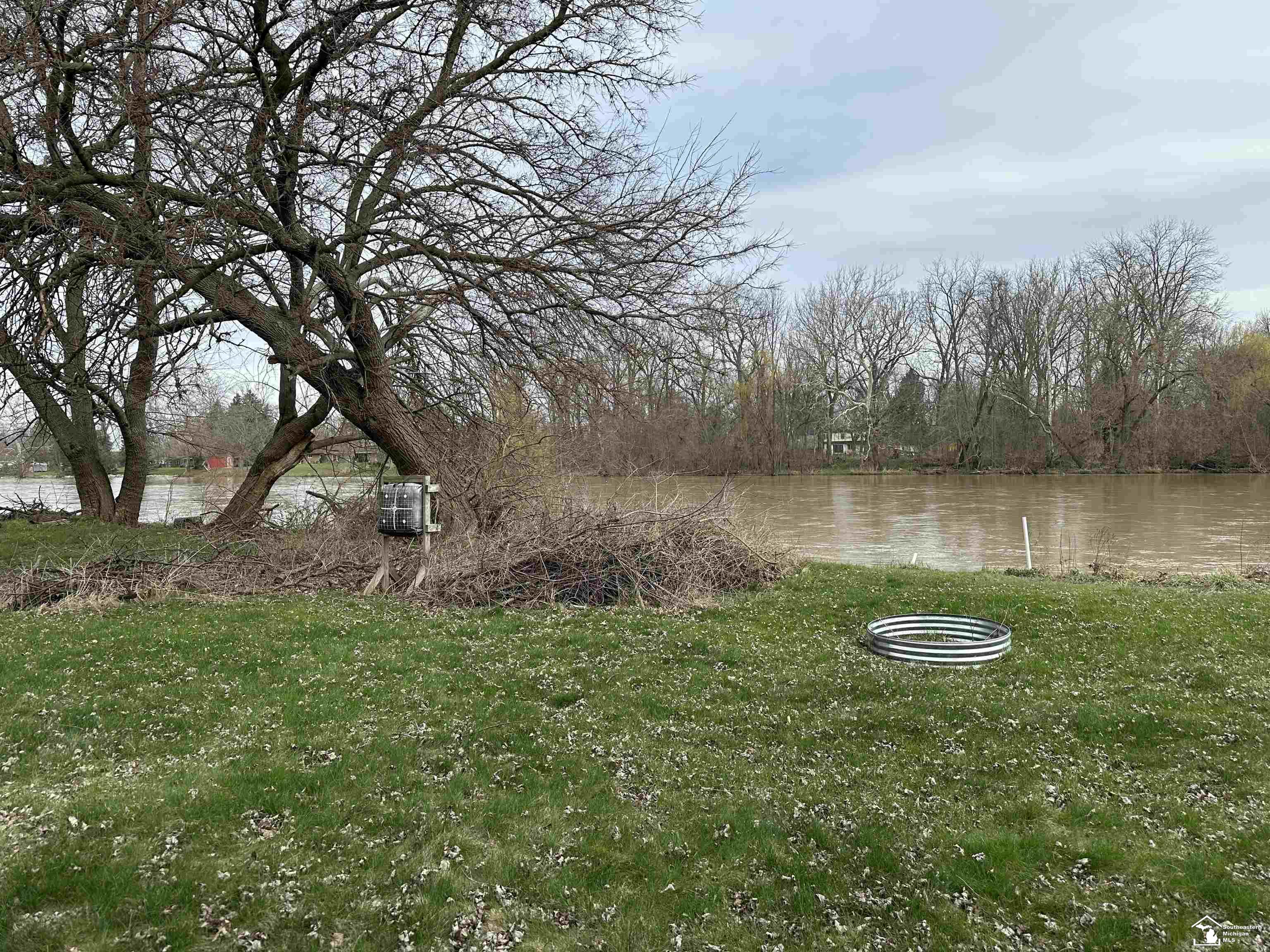3380 South Custer Road Monroe, MI 48161 - Photo 7 of 24 50173578-692027c8-51fb-4528-9c6b-fbe3e53f9653.JPG