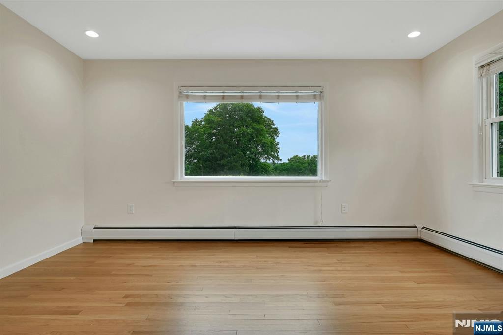 26 Alpine Drive Wayne, NJ 07470 - Photo 10 of 45
