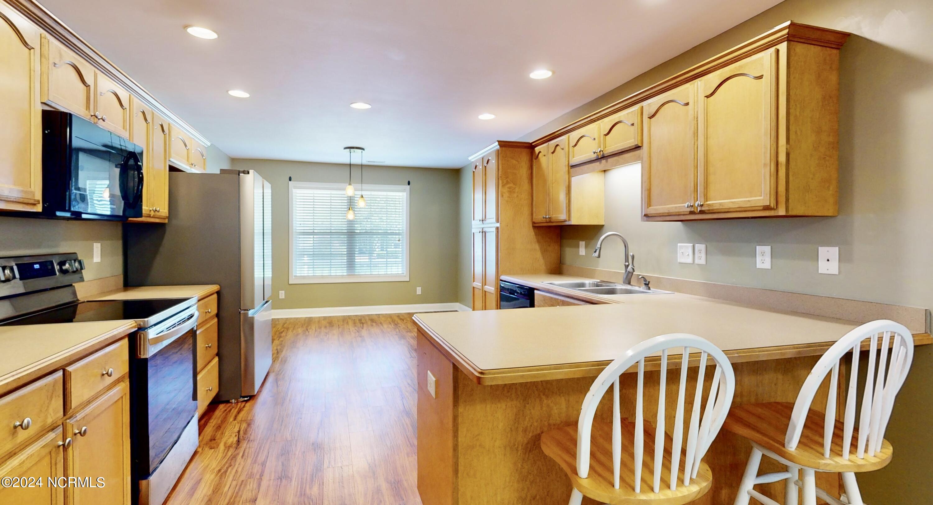 309 Conner Grant Road New Bern, NC 28562 - Photo 17 of 38 309-Conner-Grant-07242024_123413