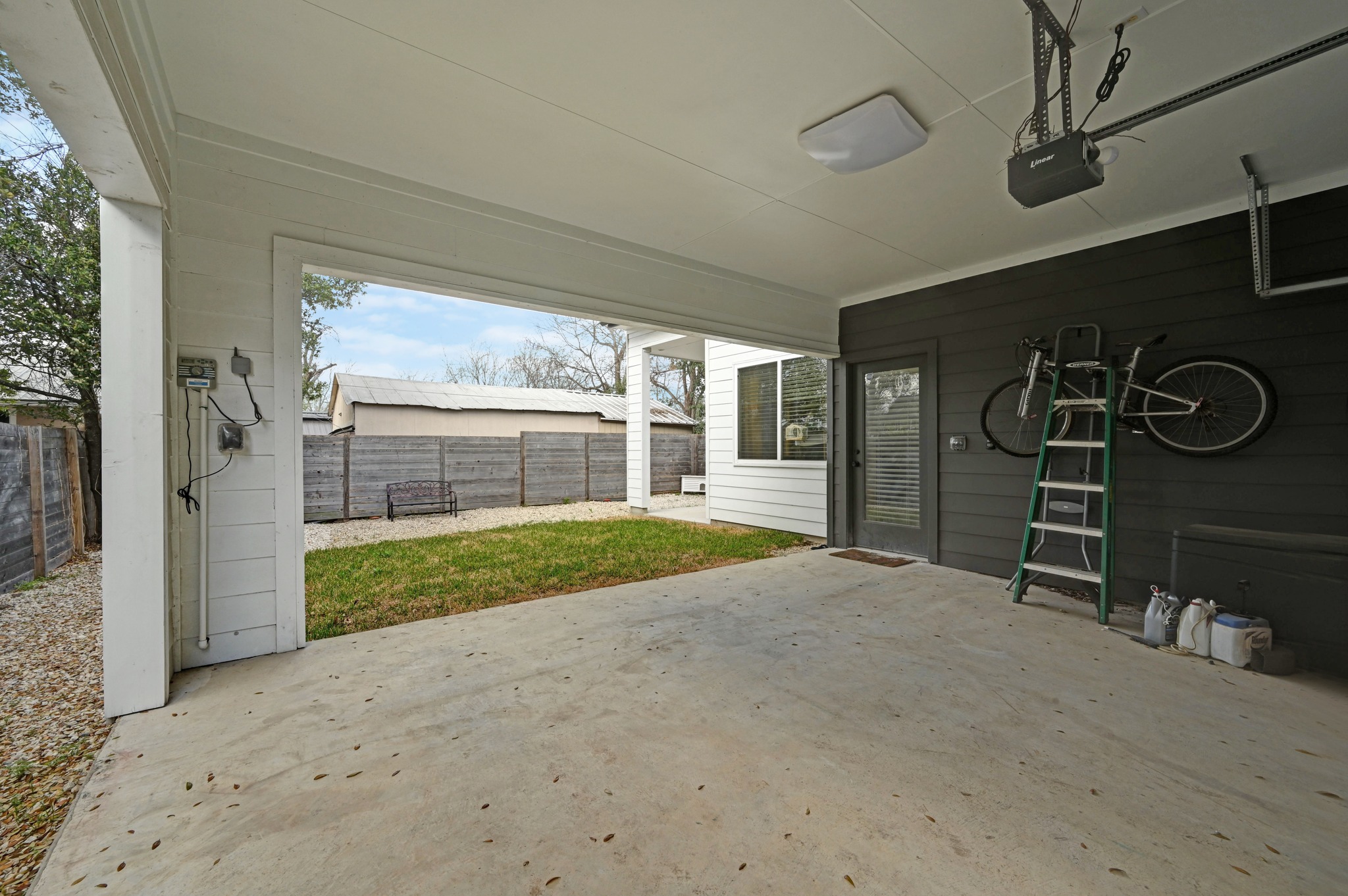 1405 Casey Street, Unit B Austin, TX 78704 - Photo 20 of 28 Fenced backyard featuring a patio