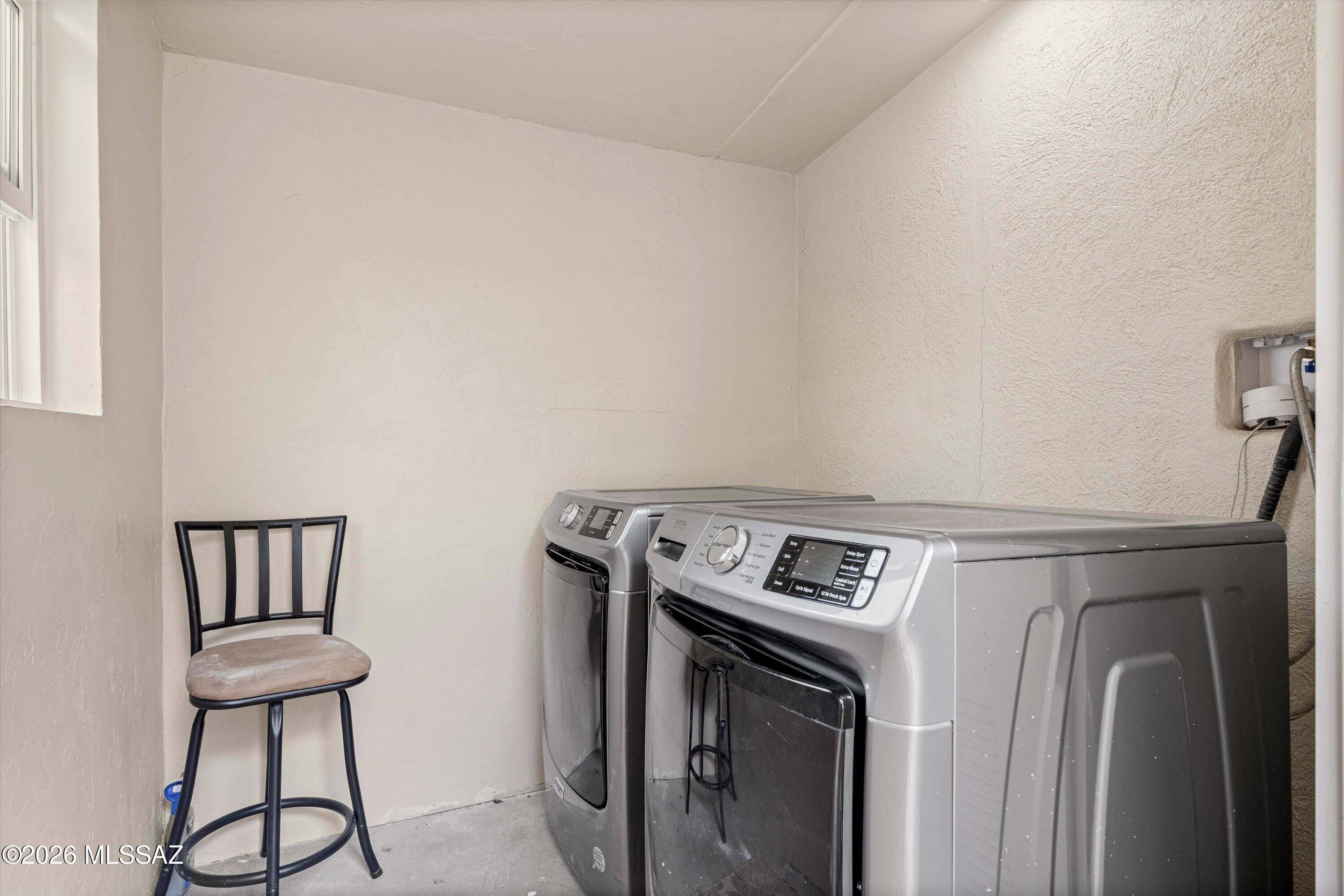 2841 North Richey Boulevard Tucson, AZ 85716 - Photo 22 of 30 a utility room with dryer and washer