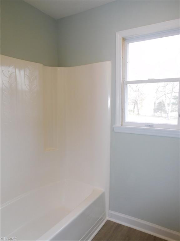 5940 Skylark Road Pfafftown, NC 27040 - Photo 17 of 42 2nd Bathroom.