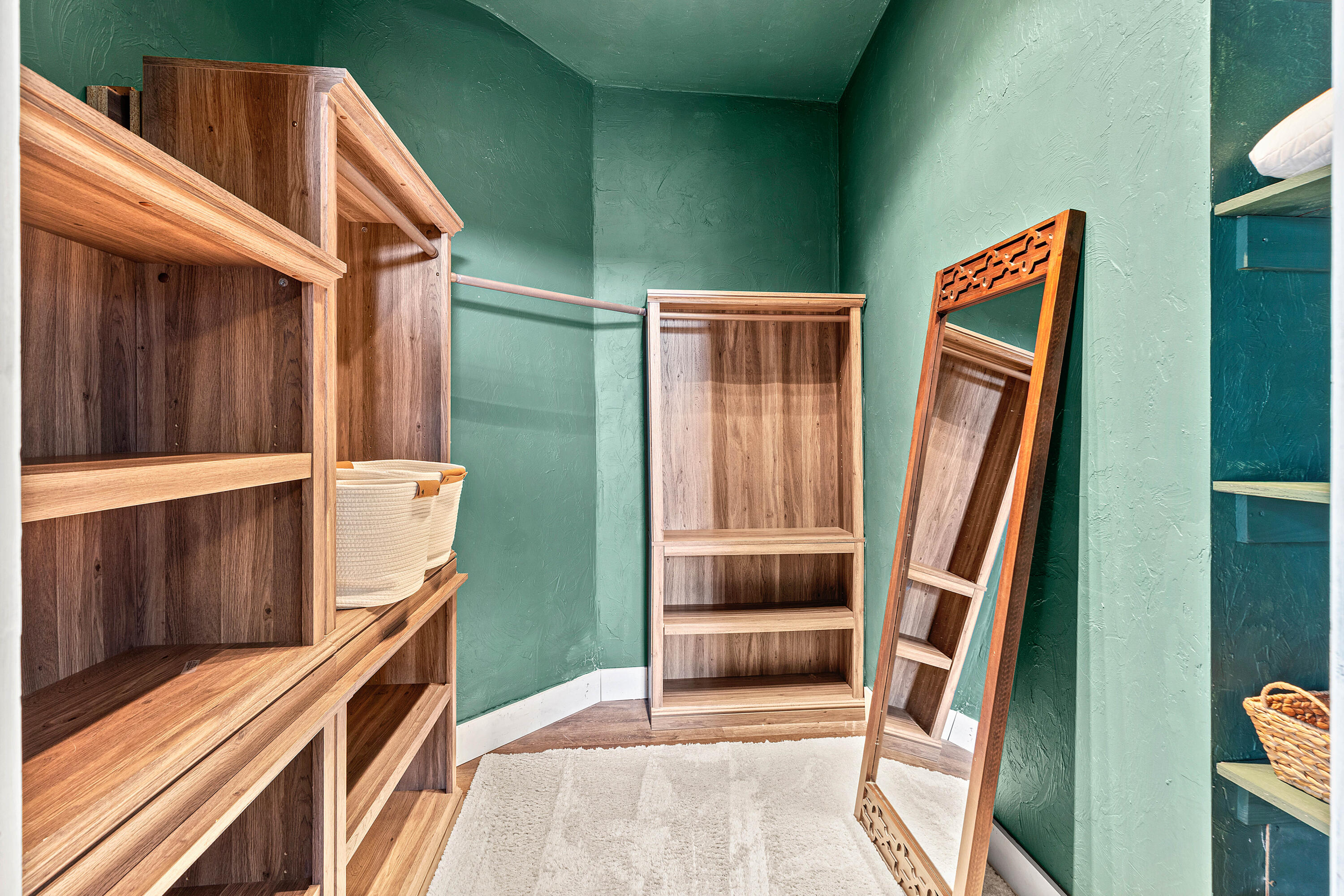 968 Laurel Road North Palm Beach, FL 33408 - Photo 9 of 53 Primary Closet