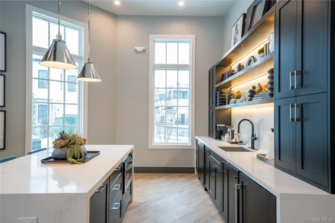 $1,750,000 | 4 Wright Drive, Chappaqua, NY 10514