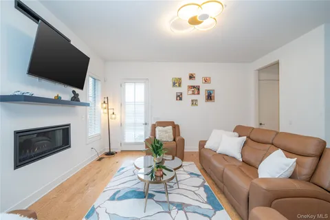 $1,750,000 | 4 Wright Drive, Chappaqua, NY 10514