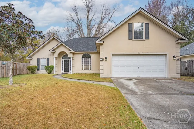 $2,500 | 114 Laurens Lane, Savannah, GA 31419