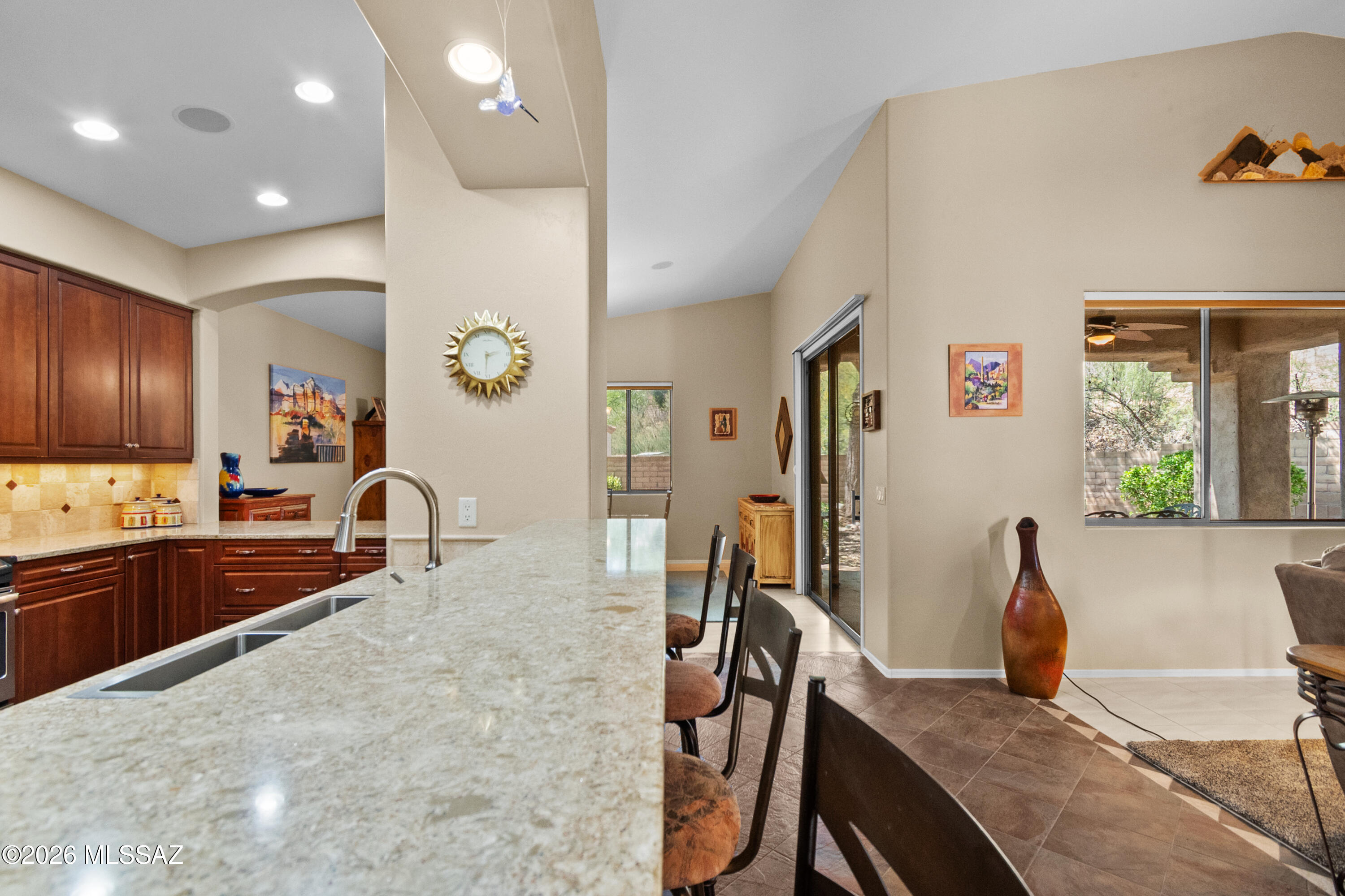 5305 Spring View Drive Tucson, AZ 85749 - Photo 10 of 41 Interior 10