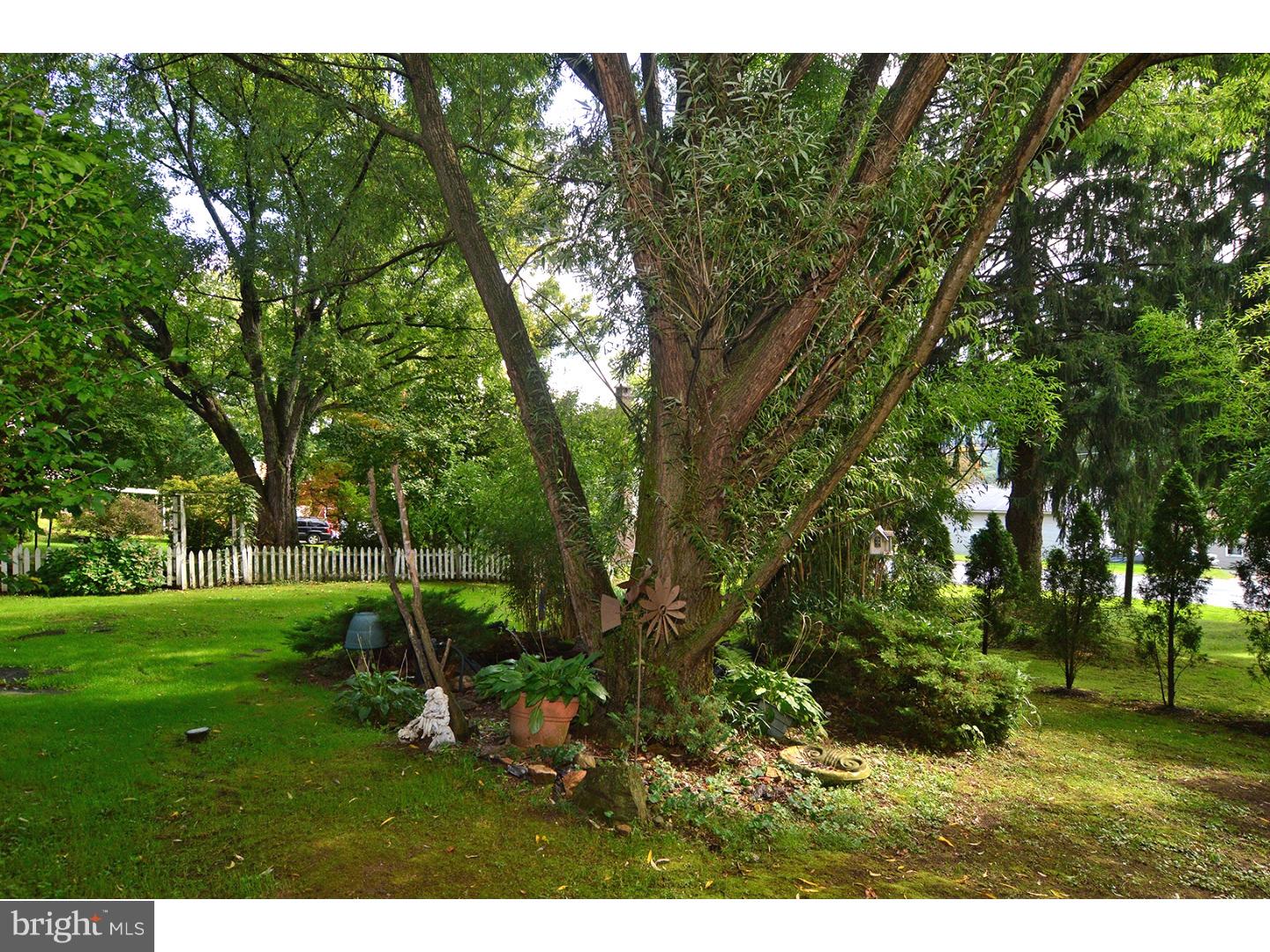 1345 Friedensburg Road Reading, PA 19606 - Photo 3 of 22