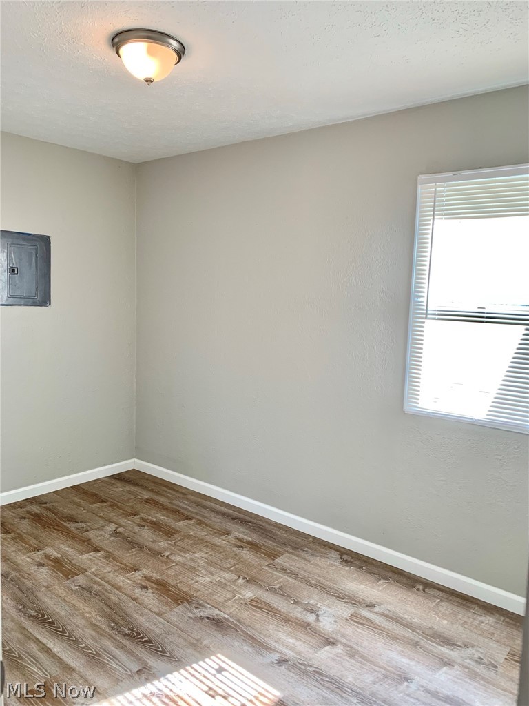 19508 Longbrook Road Cleveland, OH 44128 - Photo 12 of 22