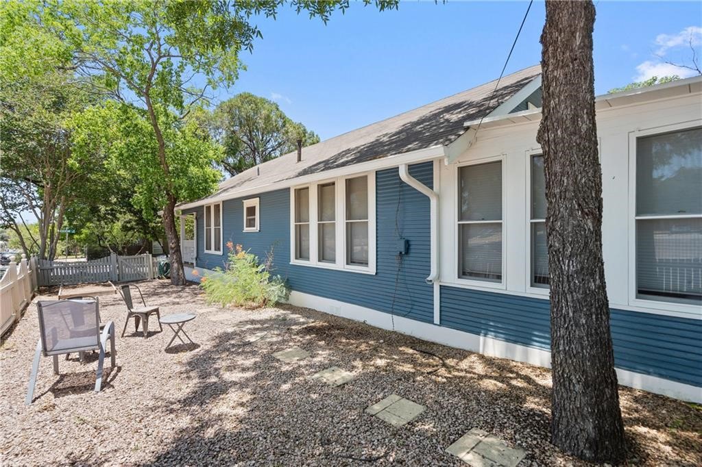 1811 Nickerson Street Austin, TX 78704 - Photo 9 of 35