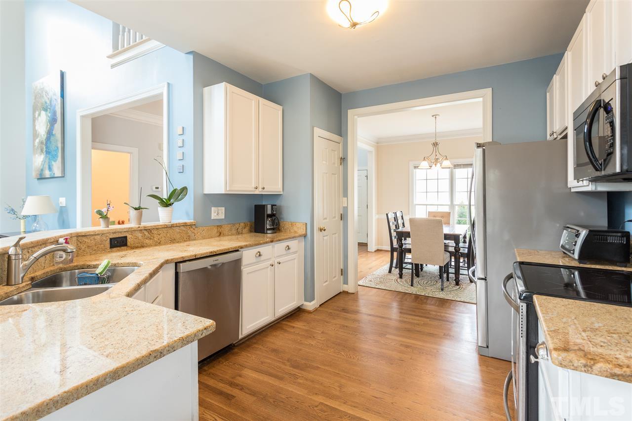 8808 Valley Springs Place Raleigh, NC 27615 - Photo 15 of 30 Gallery Image 15
