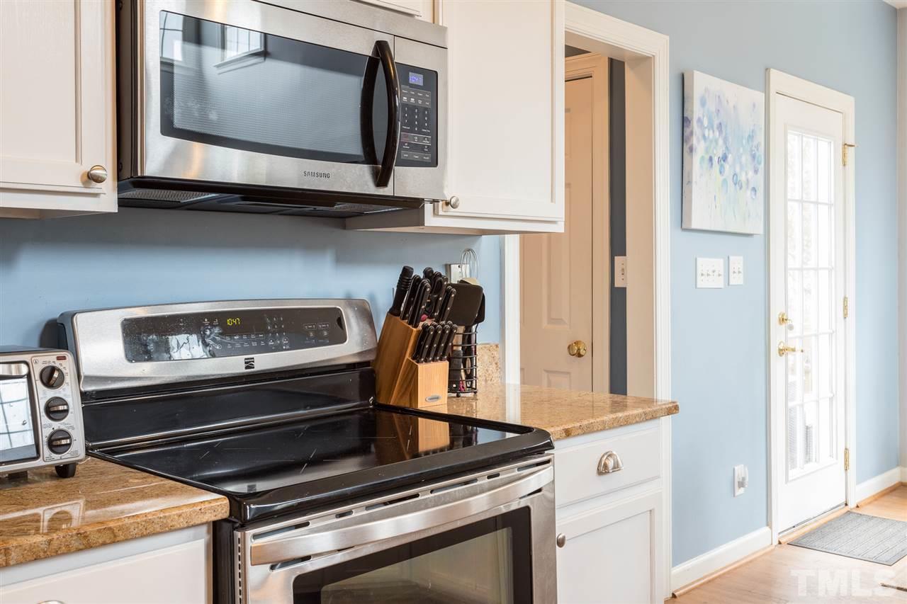 8808 Valley Springs Place Raleigh, NC 27615 - Photo 18 of 30 Gallery Image 18