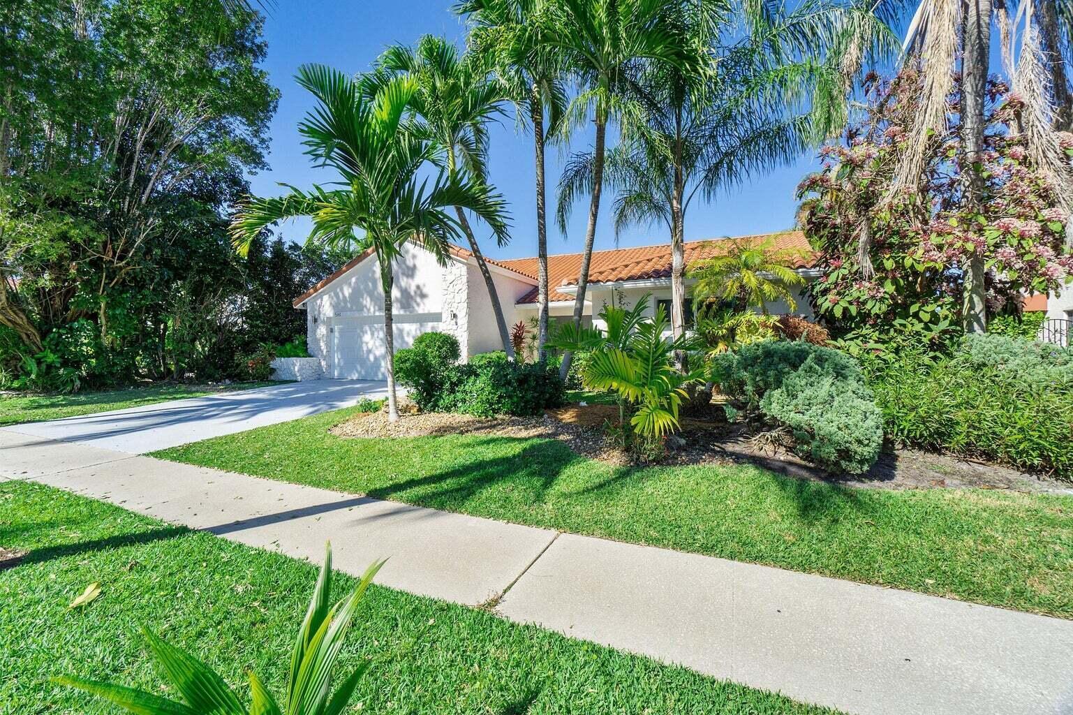 561 Southwest 15th Street Boca Raton, FL 33432 - Photo 2 of 25 20230608185337163402000000-o