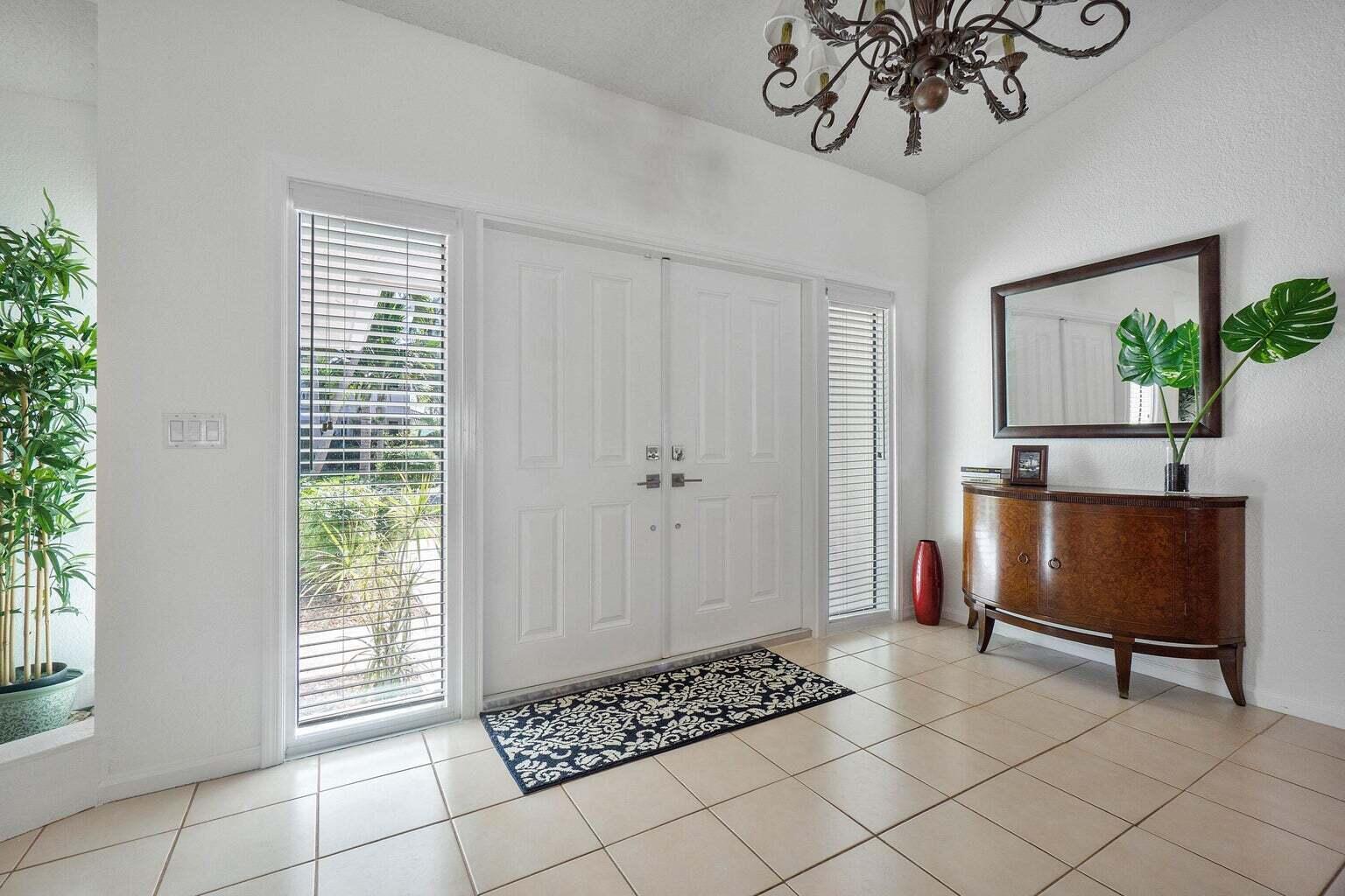 561 Southwest 15th Street Boca Raton, FL 33432 - Photo 3 of 25 20230608185337612271000000-o