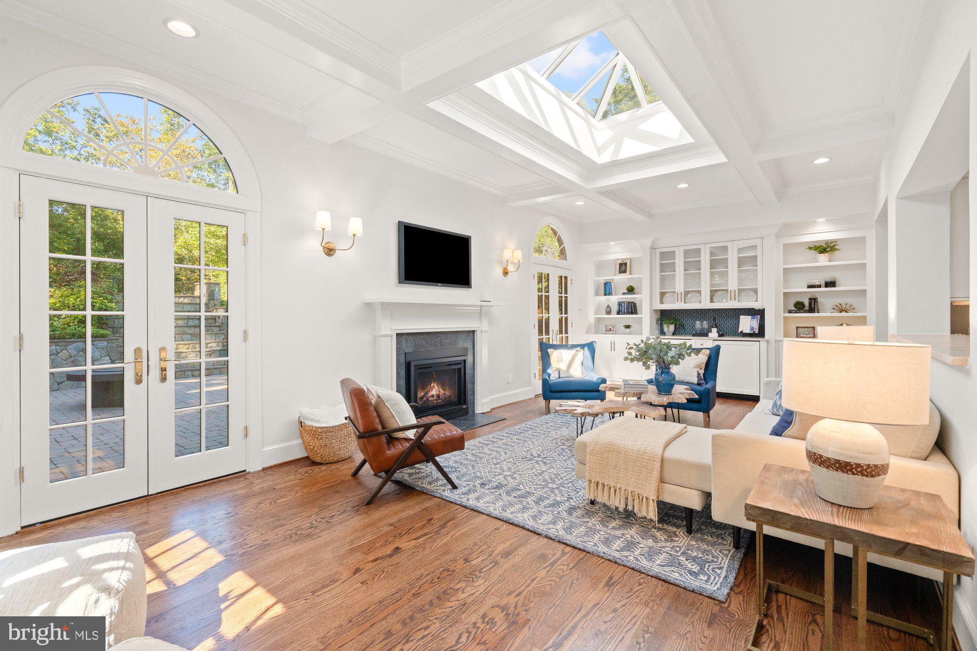 6206 Foxcroft Road Alexandria, VA 22307 - Photo 12 of 47 Gas Fireplace