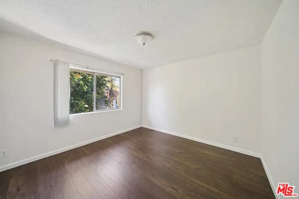 $1,995 | 2038 South Holt Avenue, Unit 16, Los Angeles, CA 90034