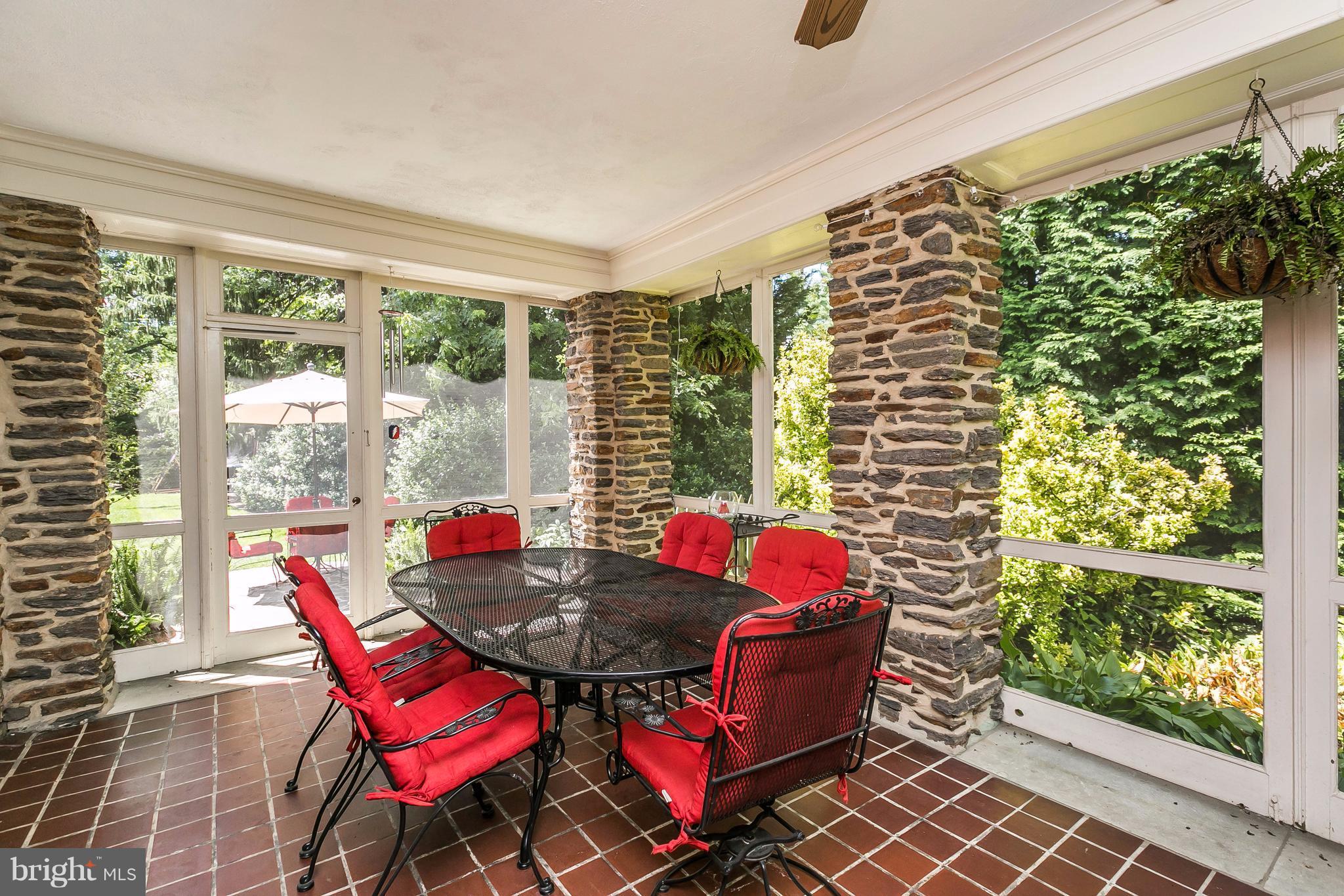 6306 Blenheim Road Baltimore, MD 21212 - Photo 7 of 30 a outdoor dining space with furniture and outdoor view