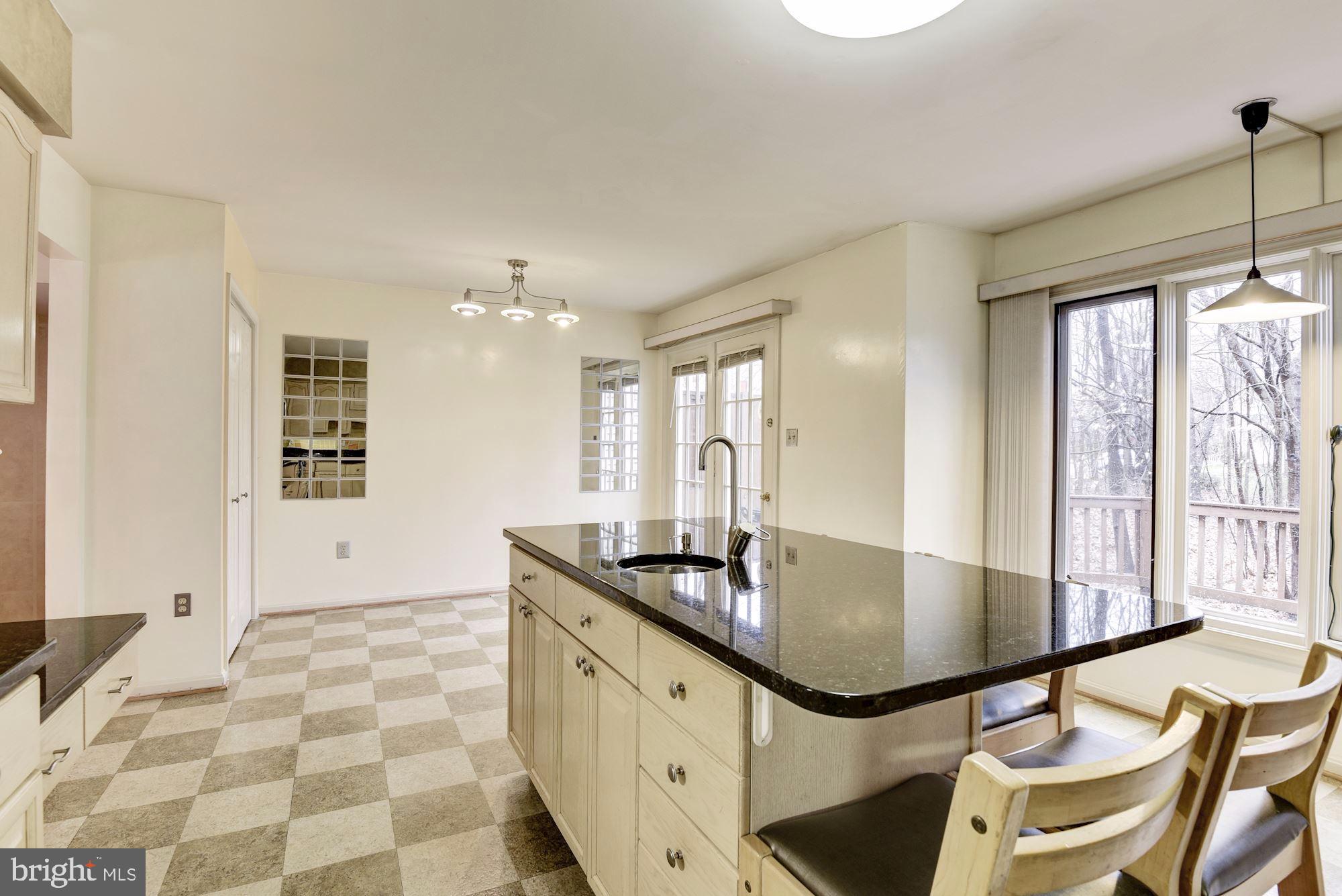 7214 Hidden Ridge Court Springfield, VA 22152 - Photo 11 of 44 Gallery Image 11