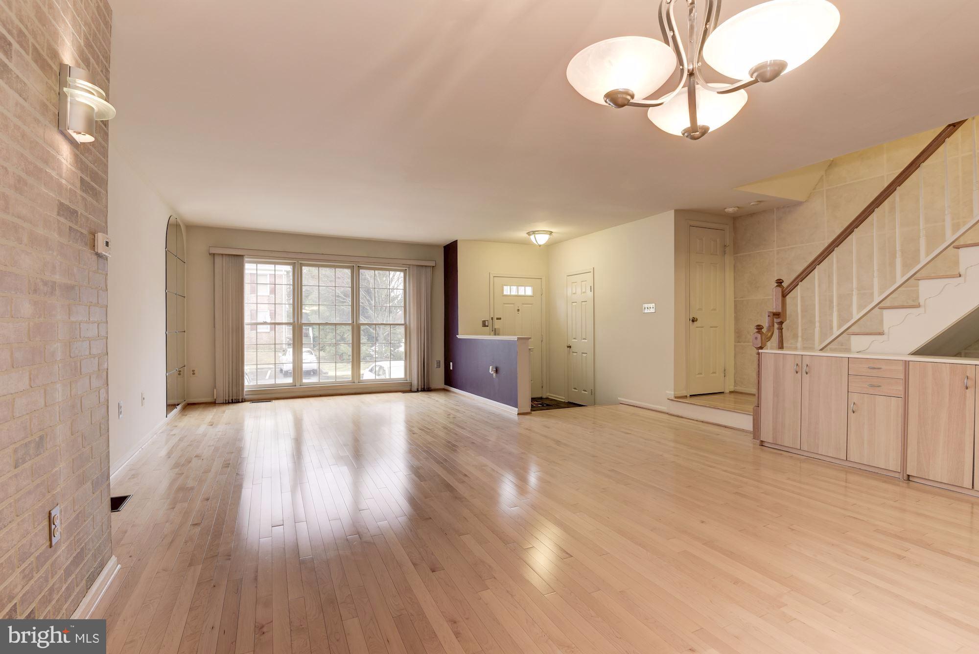 7214 Hidden Ridge Court Springfield, VA 22152 - Photo 5 of 44 Gallery Image 5