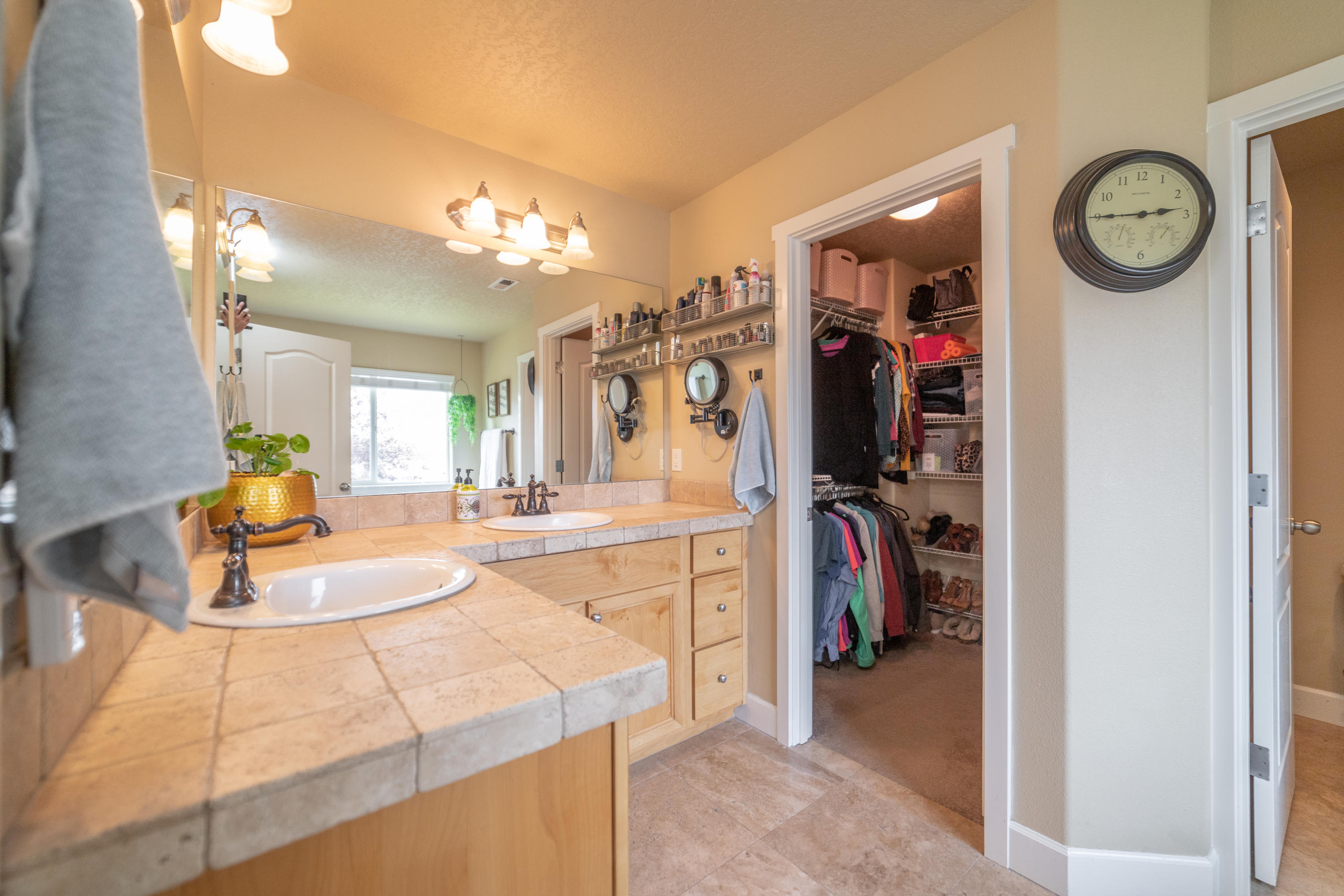 20754 Kilbourne Loop Bend, OR 97701 - Photo 28 of 45 Split vanities & walk-in closet