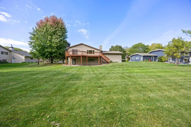 $550,000 | 2800 Zanzibar Lane North, Plymouth, MN 55447