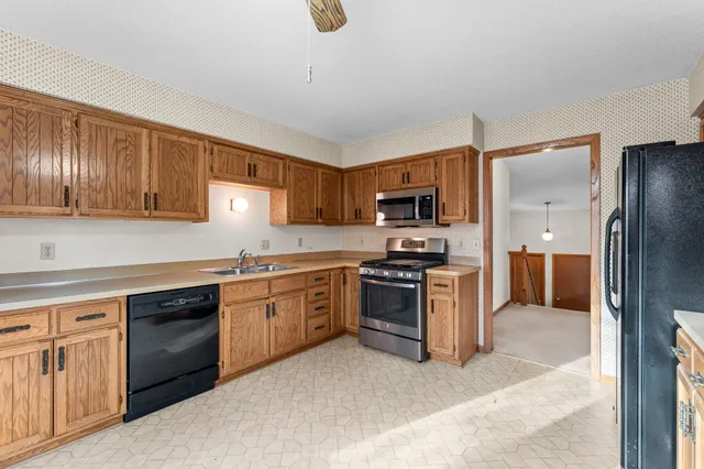 $550,000 | 2800 Zanzibar Lane North, Plymouth, MN 55447