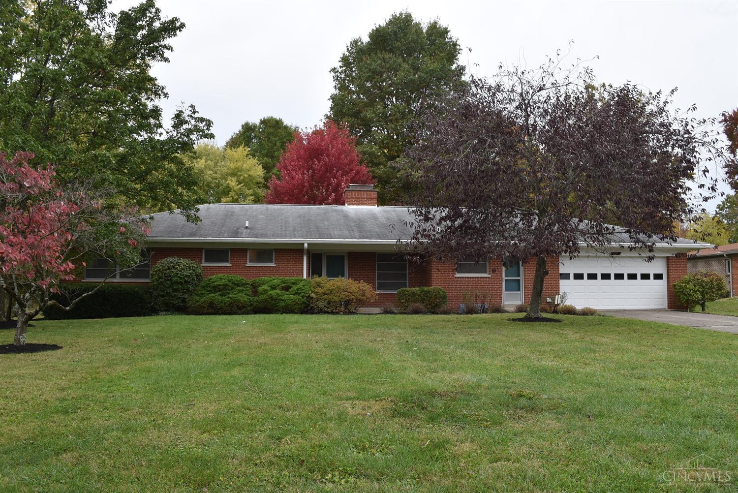 933 8 Mile Road Cincinnati, OH 45255 - Photo 1 of 31