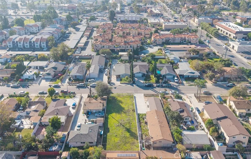 1243 E Corona, CA 92882 - Photo 10 of 18 a view of a city