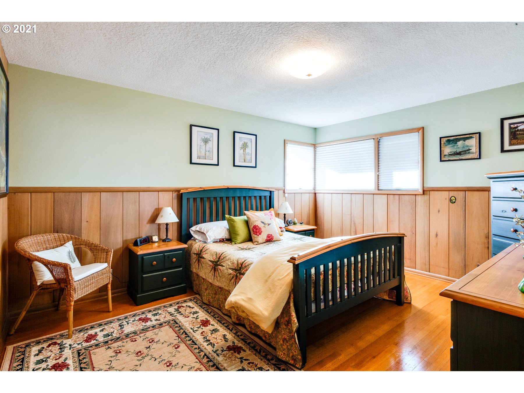 2020 Northwest Couch Street Camas, WA 98607 - Photo 20 of 31 Gallery Image 20