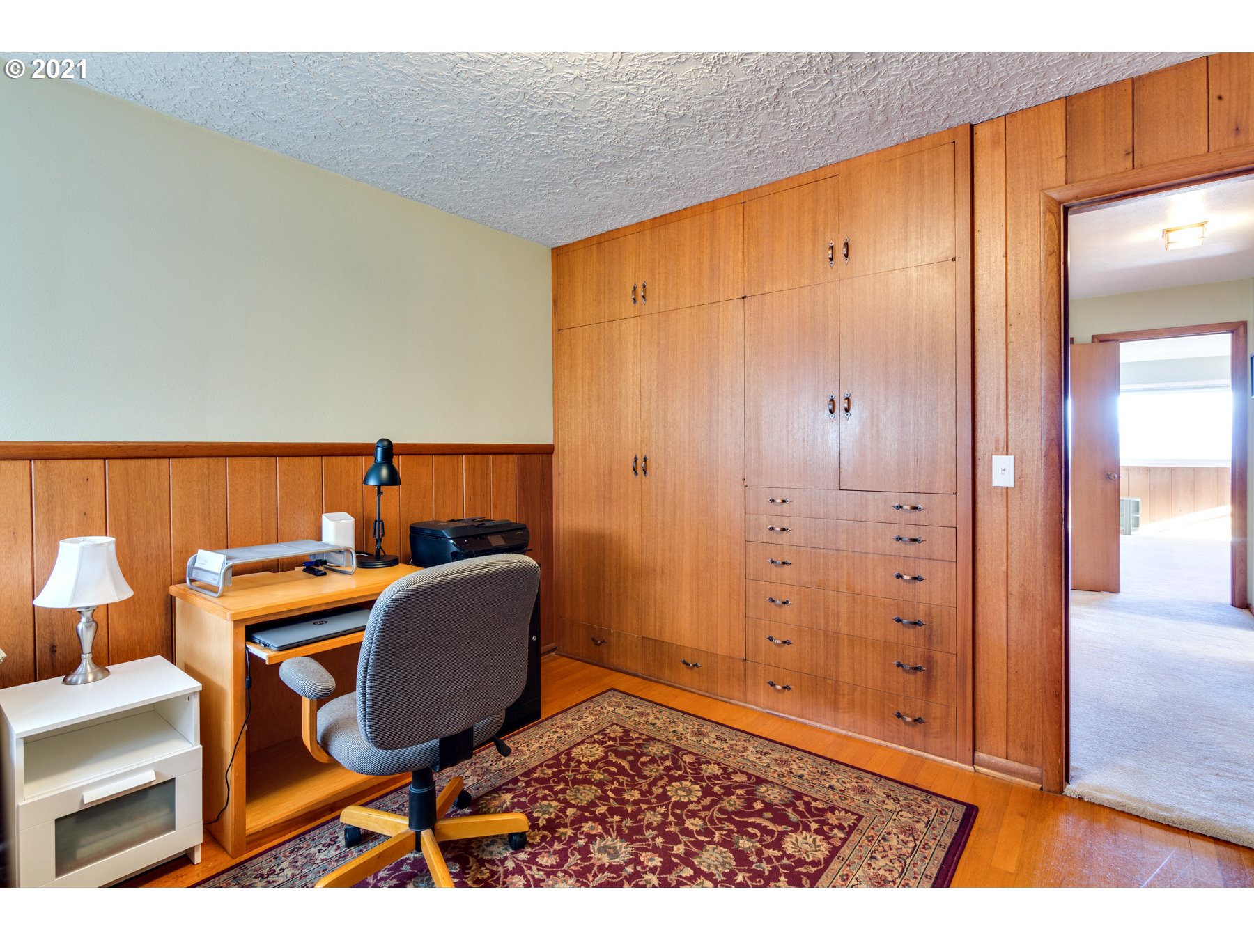 2020 Northwest Couch Street Camas, WA 98607 - Photo 23 of 31 Gallery Image 23