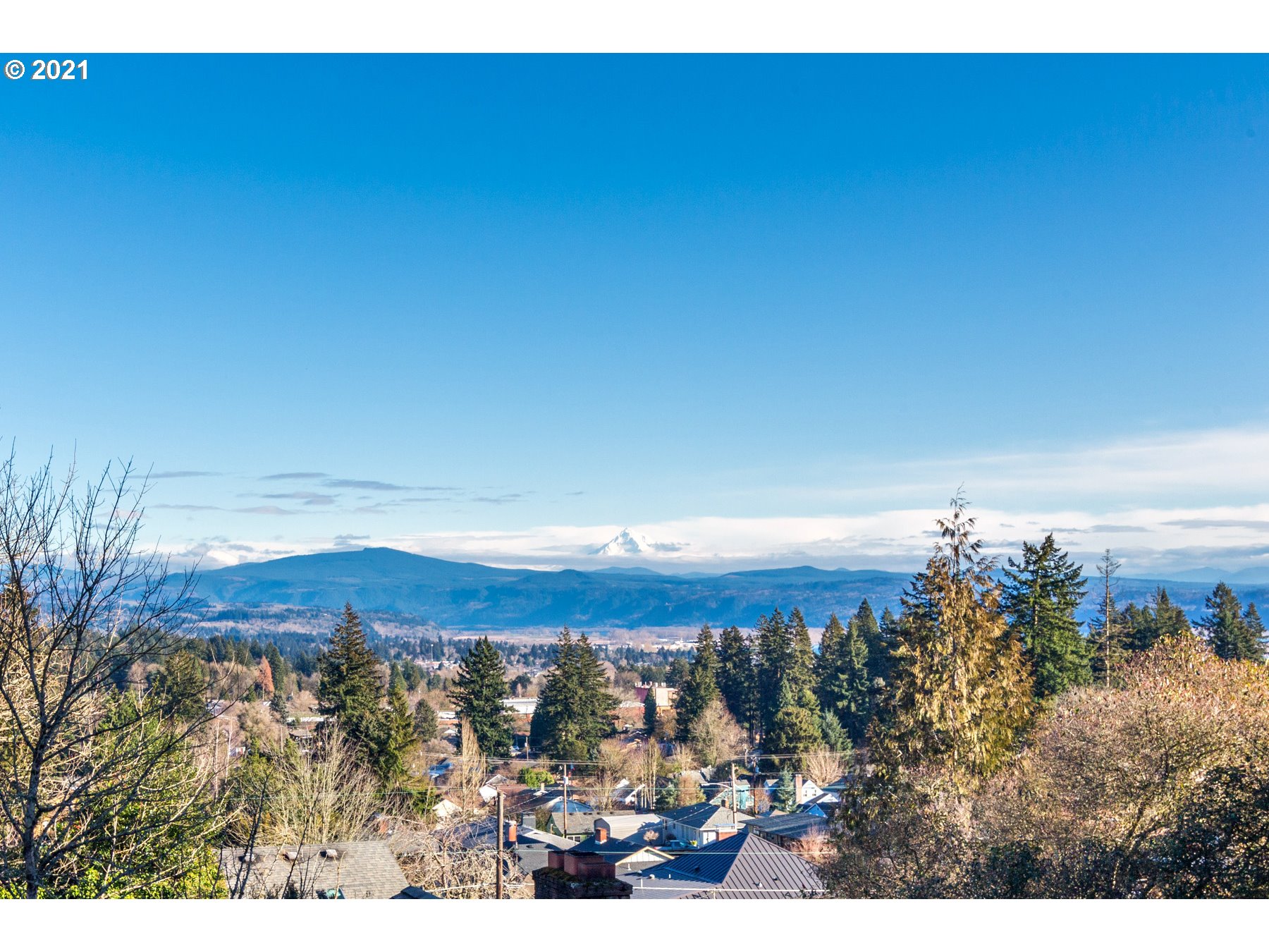 2020 Northwest Couch Street Camas, WA 98607 - Photo 4 of 31 Gallery Image 4