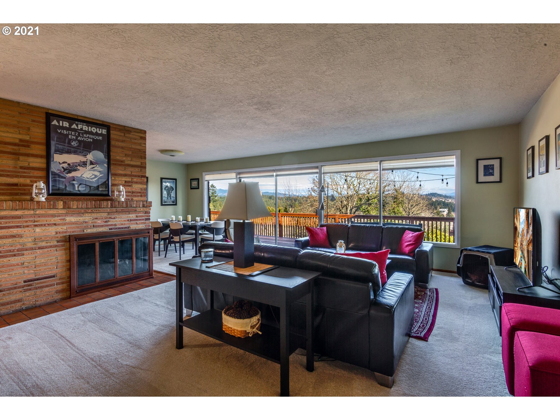 2020 Northwest Couch Street Camas, WA 98607 - Photo 7 of 31 Gallery Image 7