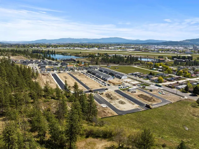 $319,995 | 5237 East Liberty Lane, Spokane, WA 99217