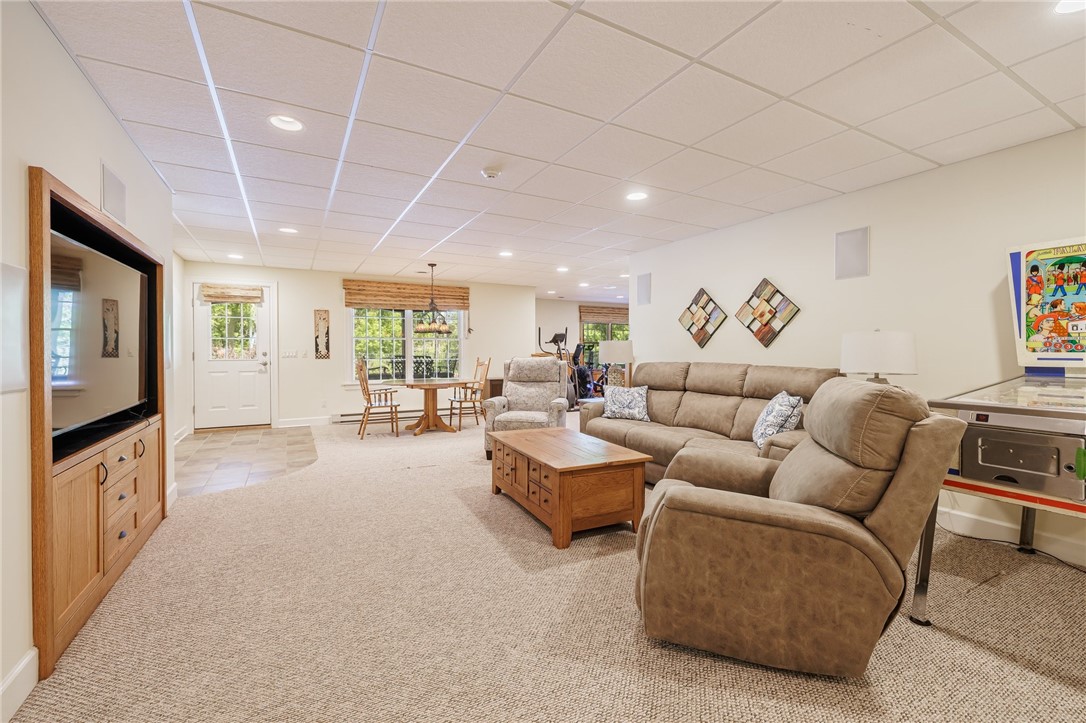 72 Meadow Cove Road Pittsford, NY 14534 - Photo 32 of 50