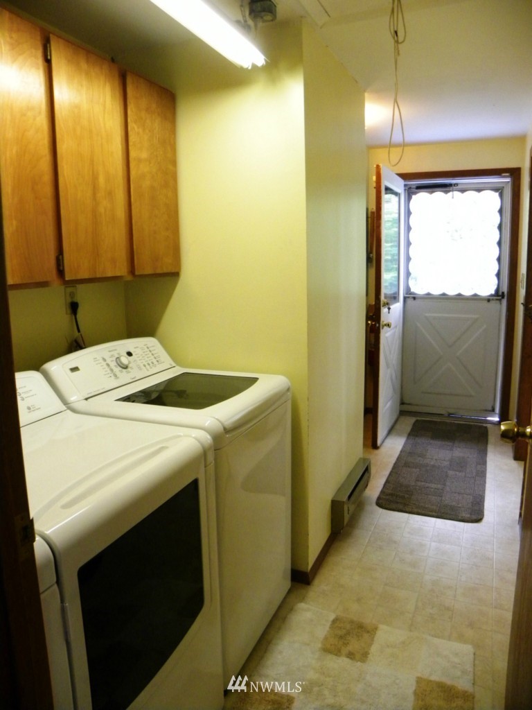 1301 Northeast Tee Lake Road Tahuya, WA 98588 - Photo 11 of 22 Gallery Image 11