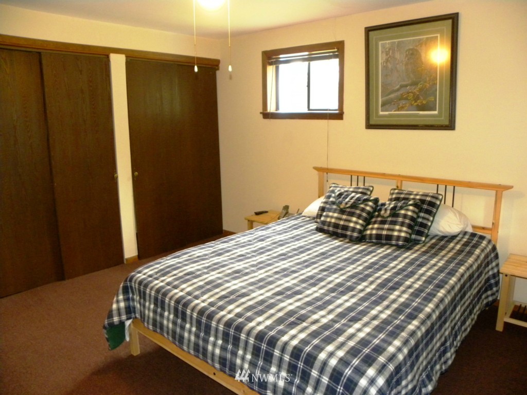 1301 Northeast Tee Lake Road Tahuya, WA 98588 - Photo 12 of 22 Gallery Image 12