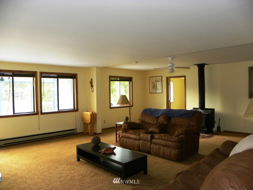 1301 Northeast Tee Lake Road Tahuya, WA 98588 - Photo 7 of 22 Gallery Image 7