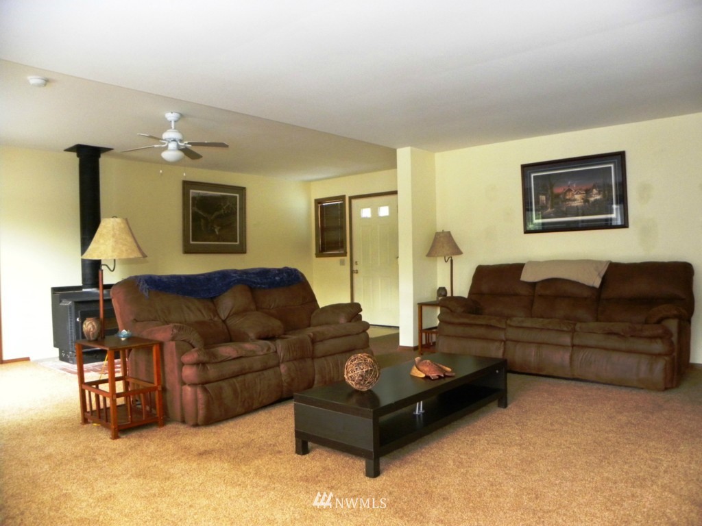 1301 Northeast Tee Lake Road Tahuya, WA 98588 - Photo 8 of 22 Gallery Image 8