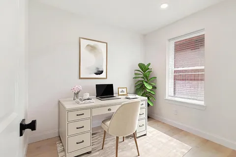 $5,200 | 19 Bartlett Place, Unit 3, Boston, MA 02113