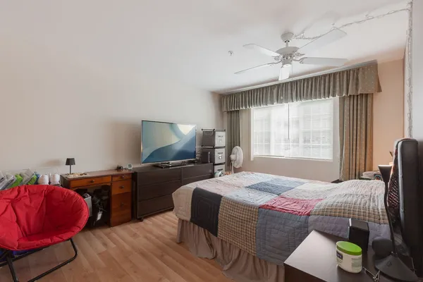 $115,000 | 801 North McLean Boulevard, Unit 222, Elgin, IL 60123