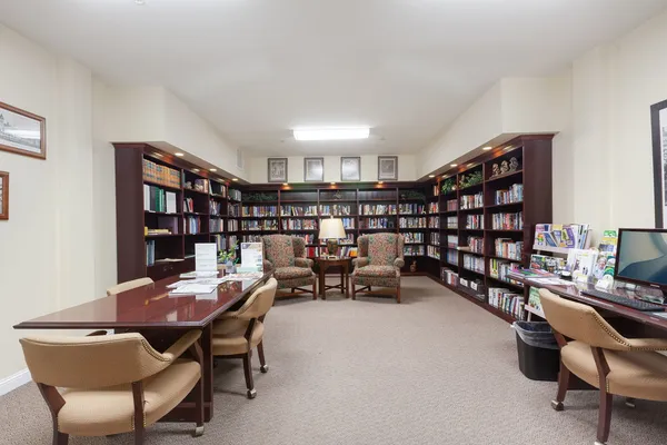 $115,000 | 801 North McLean Boulevard, Unit 222, Elgin, IL 60123