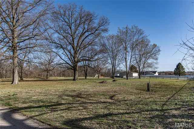 $36,000 | 620 East Schuetz Street, Lebanon, IL 62254