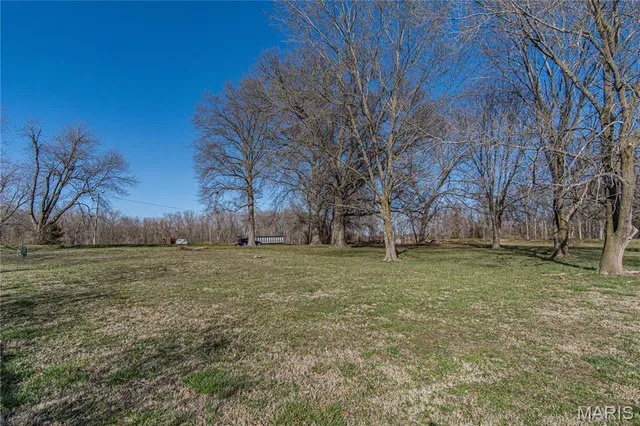 $36,000 | 620 East Schuetz Street, Lebanon, IL 62254