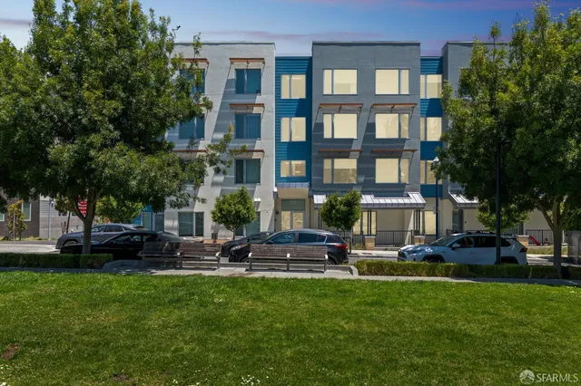 $4,300 | 52 Innes Court, Unit 309, San Francisco, CA 94124