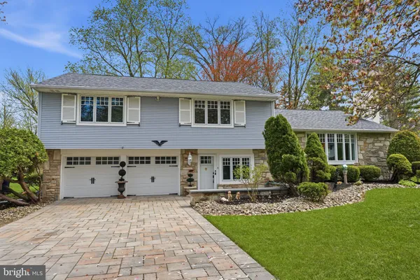 $779,000 | 1312 Harris Road, Dresher, PA 19025
