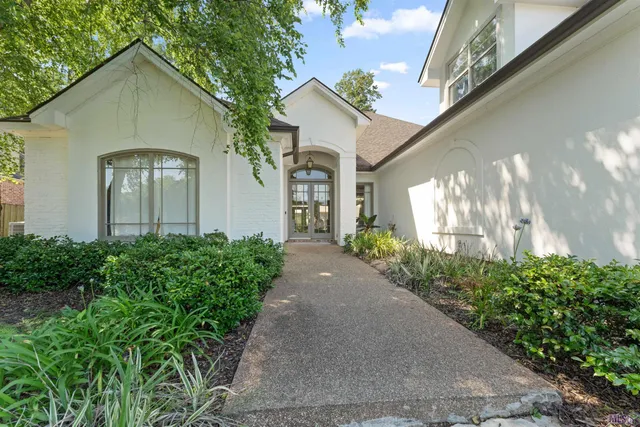 $890,000 | 13604 Paddington Lane, Baton Rouge, LA 70810