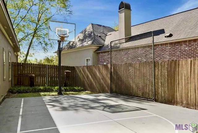 $890,000 | 13604 Paddington Lane, Baton Rouge, LA 70810