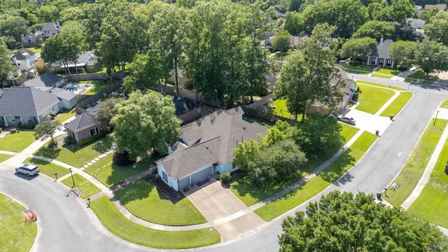 $890,000 | 13604 Paddington Lane, Baton Rouge, LA 70810